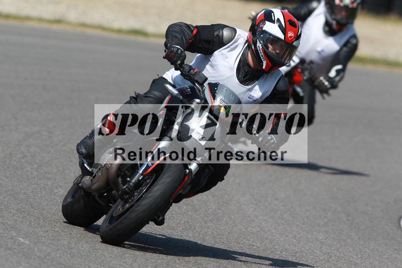 /Archiv-2022/06 15.04.2022 Speer Racing ADR/Instruktorengruppe/7-1